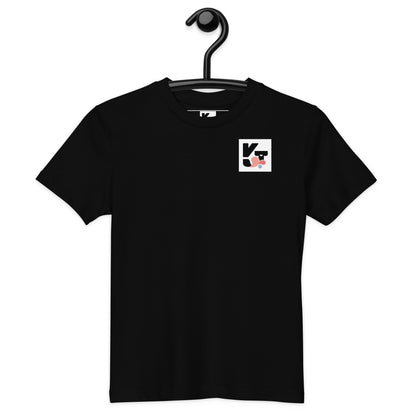 Schwarzes Bio Kids-T-Shirt "Small Things Papillons" von Klexgetier. Das T-Shirt hat ein kleines, quadratisches Logo in der linken Ecke mit einem Papillon-Motiv.