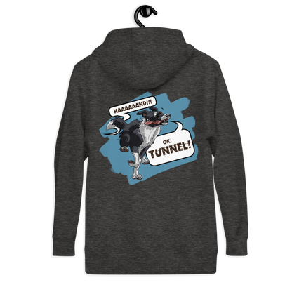 Unisex-Kapuzenpullover "Tunnel Border Collie" - Modisches Kleidungsstück mit farbenfroher Grafik eines Border Collies, der durch einen Tunnel läuft, samt humorvollem Slogan