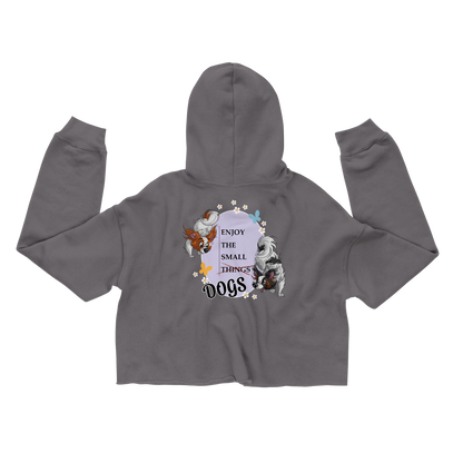 Grauer Crop-Hoodie mit Hundemotiv und dem Schriftzug "Enjoy the Small Things Dogs"